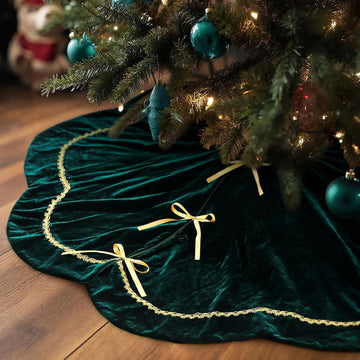 Christmas Tree Skirt 48 Inch Green Velvet Fur Scallop Tree Skirt Sparking Gold Lace Trim for Party Rustic Xmas