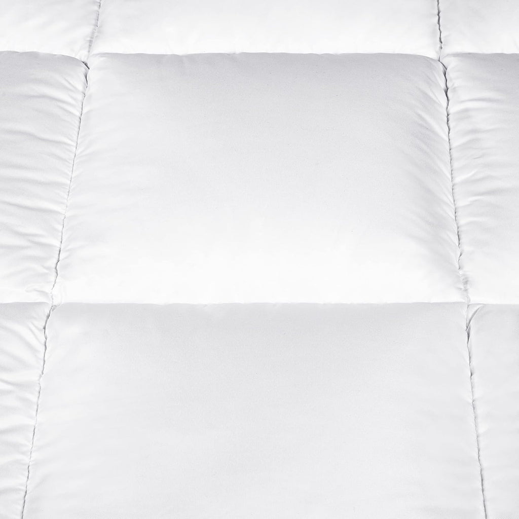 Down Illusion All Season Hypoallergenic Down Alternative Comforter with Corner Loops, Full/Queen, Wh