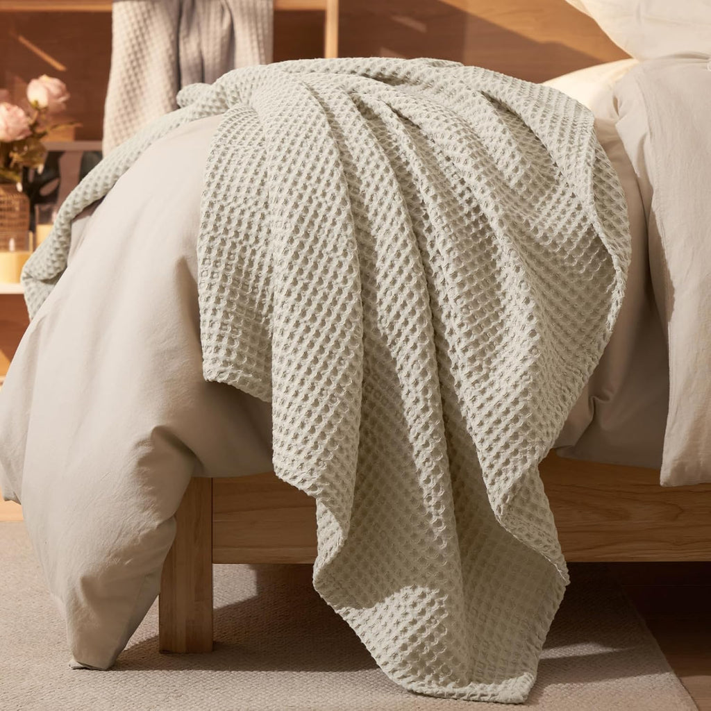 Ultra Soft Waffle Weave Blanket Throw Blanket, Lightweight Breathable Cooling Skin-Friendly Throw for Spring Summer