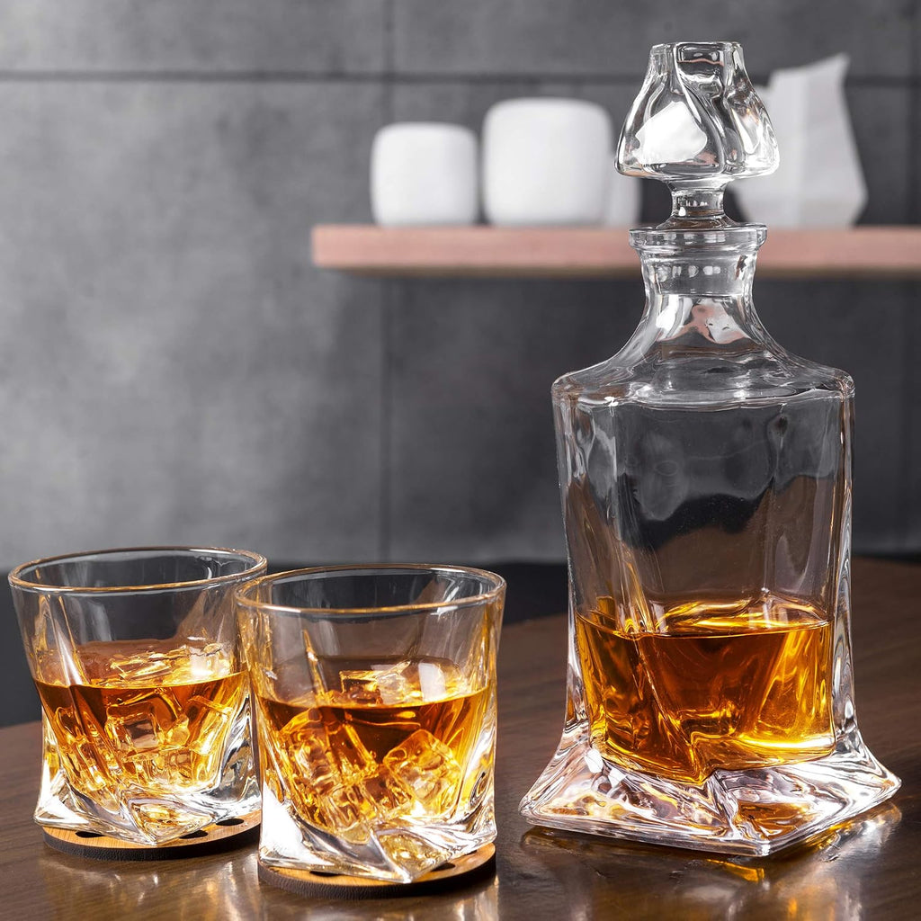 Whiskey Decanter Set Liquor Decanter with 6 Old Fashioned Glasses
