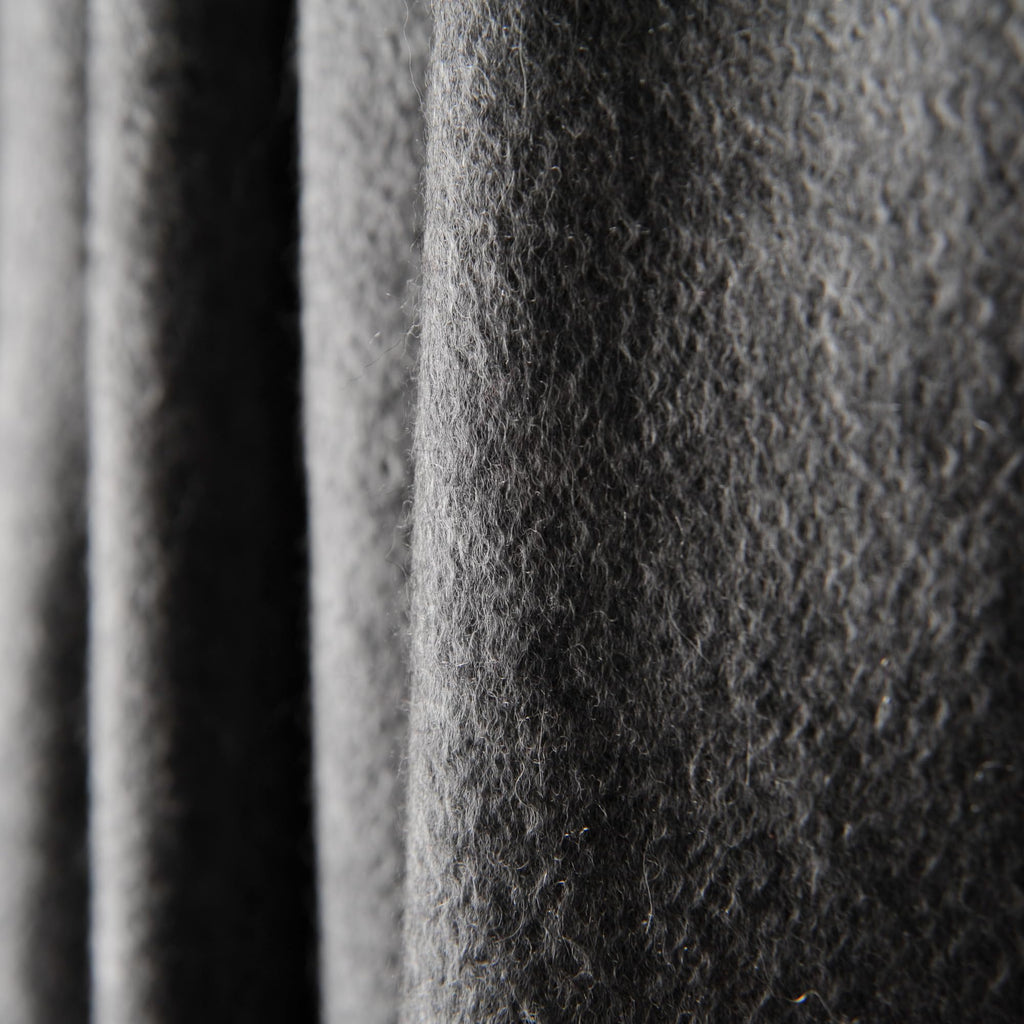 Premium Cashmere Throw Blanket with Fringe (Gray)