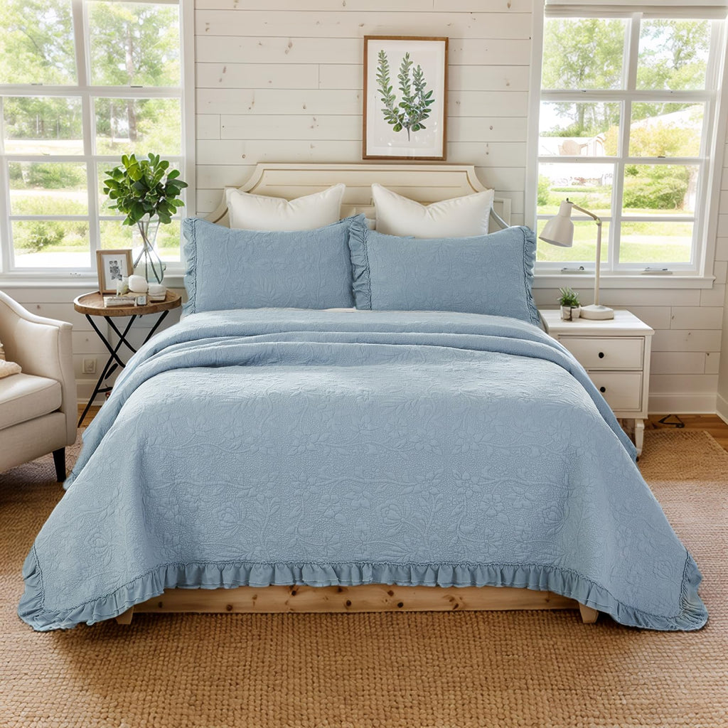 Queen Size Quilt Set Cotton Shabby Chic Bedding Light Blue Floral Vine Cottage Matelasse Coverlet Set Ruffle