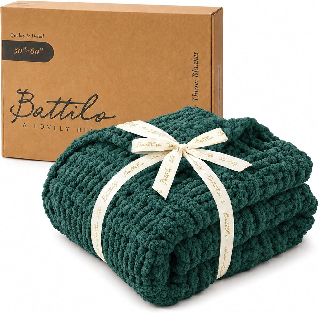 Chunky Knit Throw Blanket for Couch, Christmas, 50"x60", Dark Green