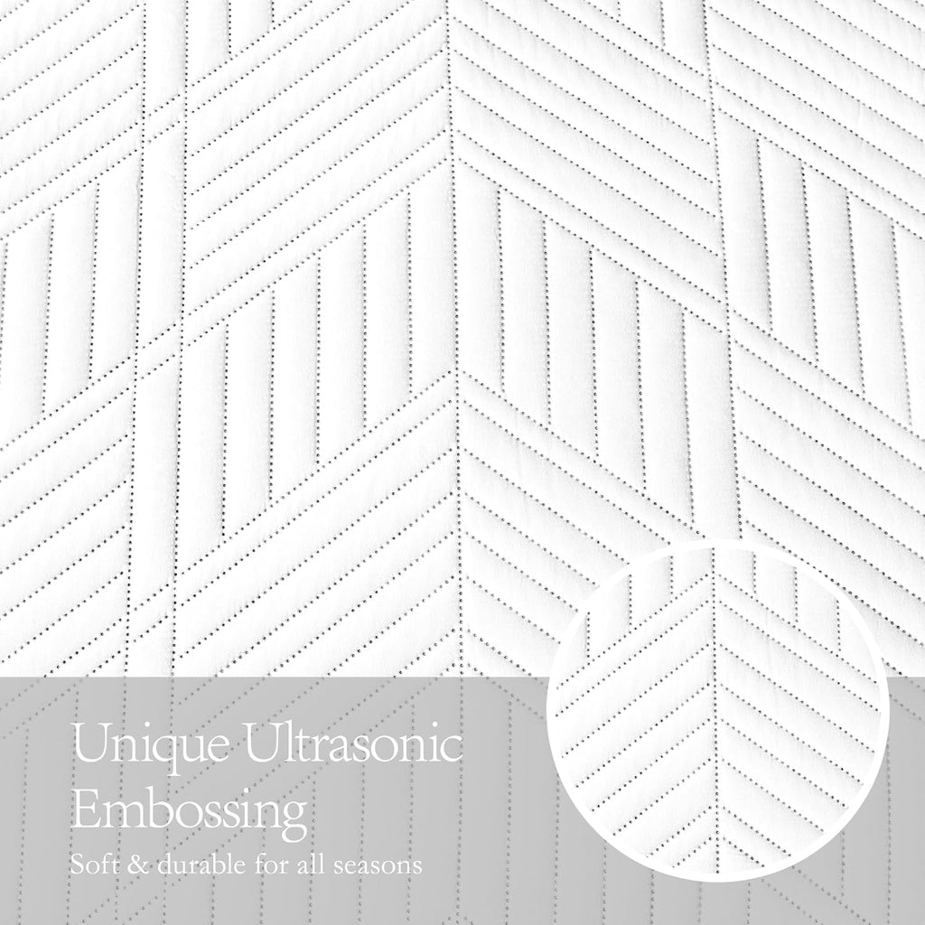 Queen Quilt Bedding Set,White Ultrasonic Full/Queen Quilt Set Reversible Microfiber Bedspread,Lightweight Soft Modern