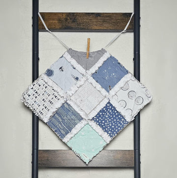 Quilt, Crib Quilt, Security Blanket, Baby Lovey Blanket, Minky Lovey Blanket, Baby Shower Gift, Love You to the Moon