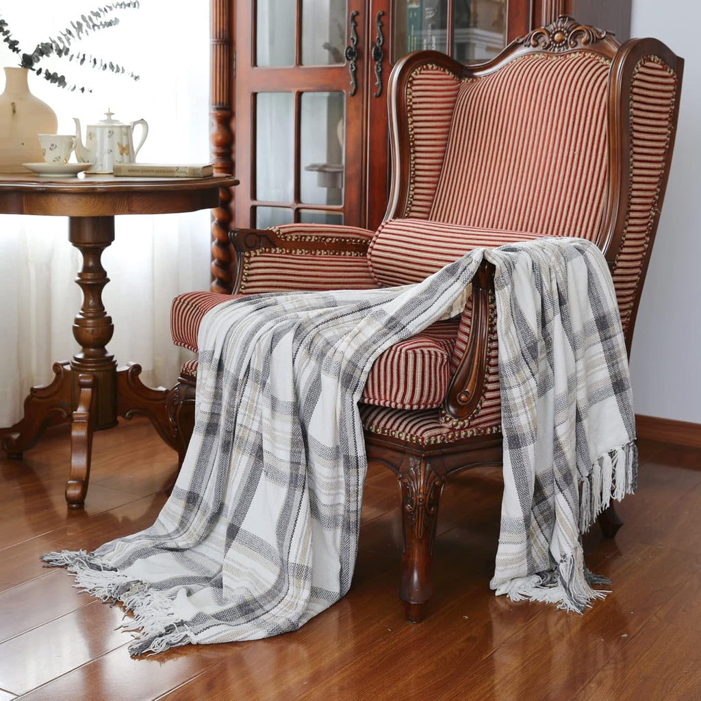 Farmhouse Plaid Chenille Throw Blanket, Velvety Grey Taupe and Ivory White Decorative Tartan Throw with Fringe, 50 x