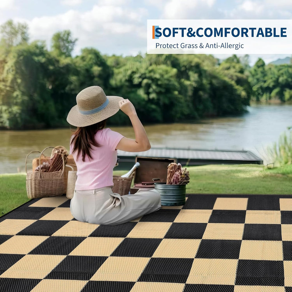 9x12 Checkerboard Outdoor Rug, Reversible Woven Plastic Straw Patio Mat, Checkered RV Camping Carpet with Corner