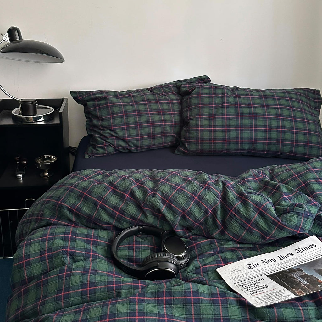 Vintage Forest Green Plaid Duvet Cover Set, 3 Piece Retro Tartan Bedding Collection with Navy Check