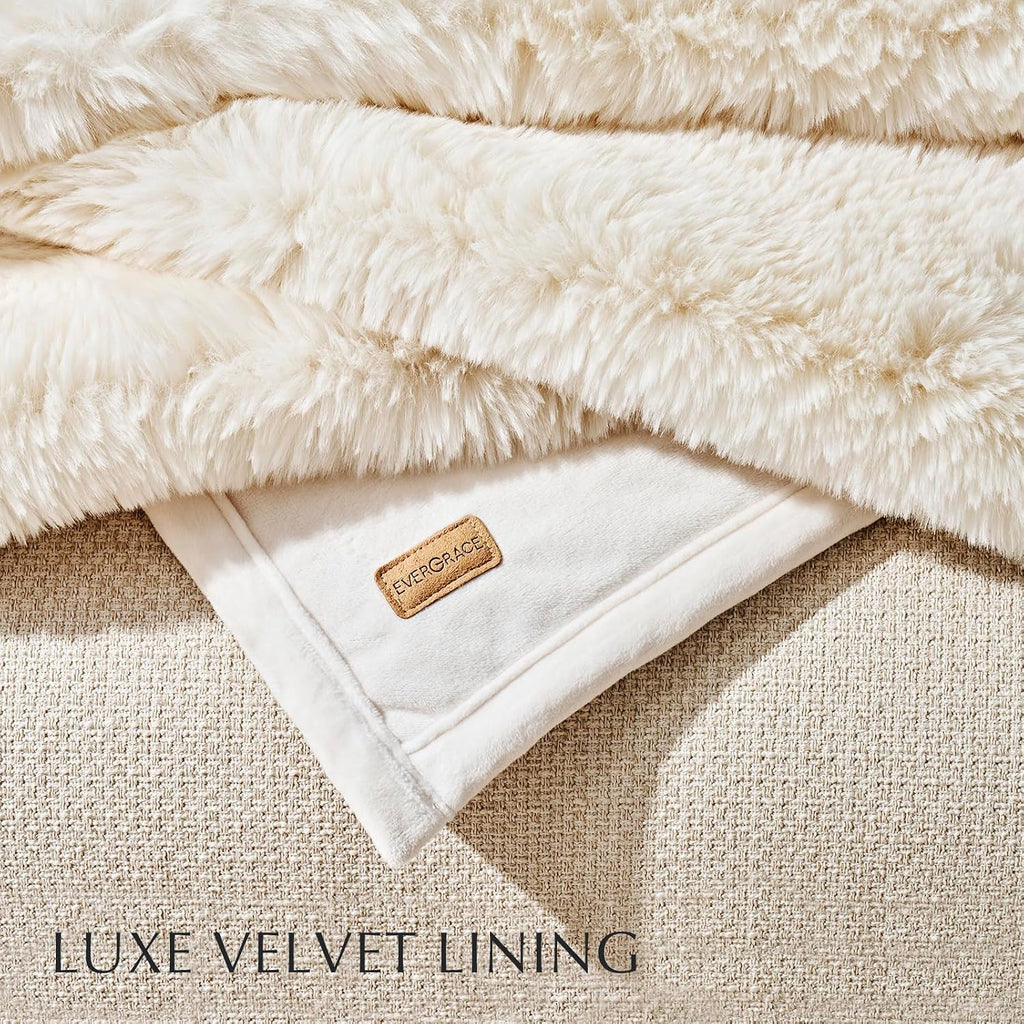 Faux Chinchilla Fur Throw Blanket, 50"x60", Arctic White | Luxury, Super Soft, 1220GSM, Fluffy Cozy Mink, Reversible