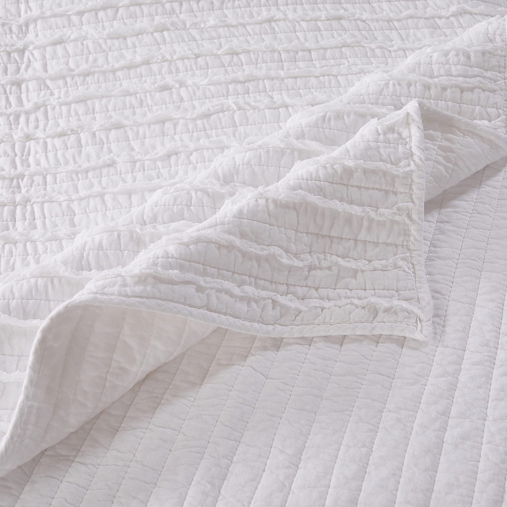 Home Ruffled White 100% Cotton Quilt Set with Ruffle Embellishments - 2 Piece /XL - White