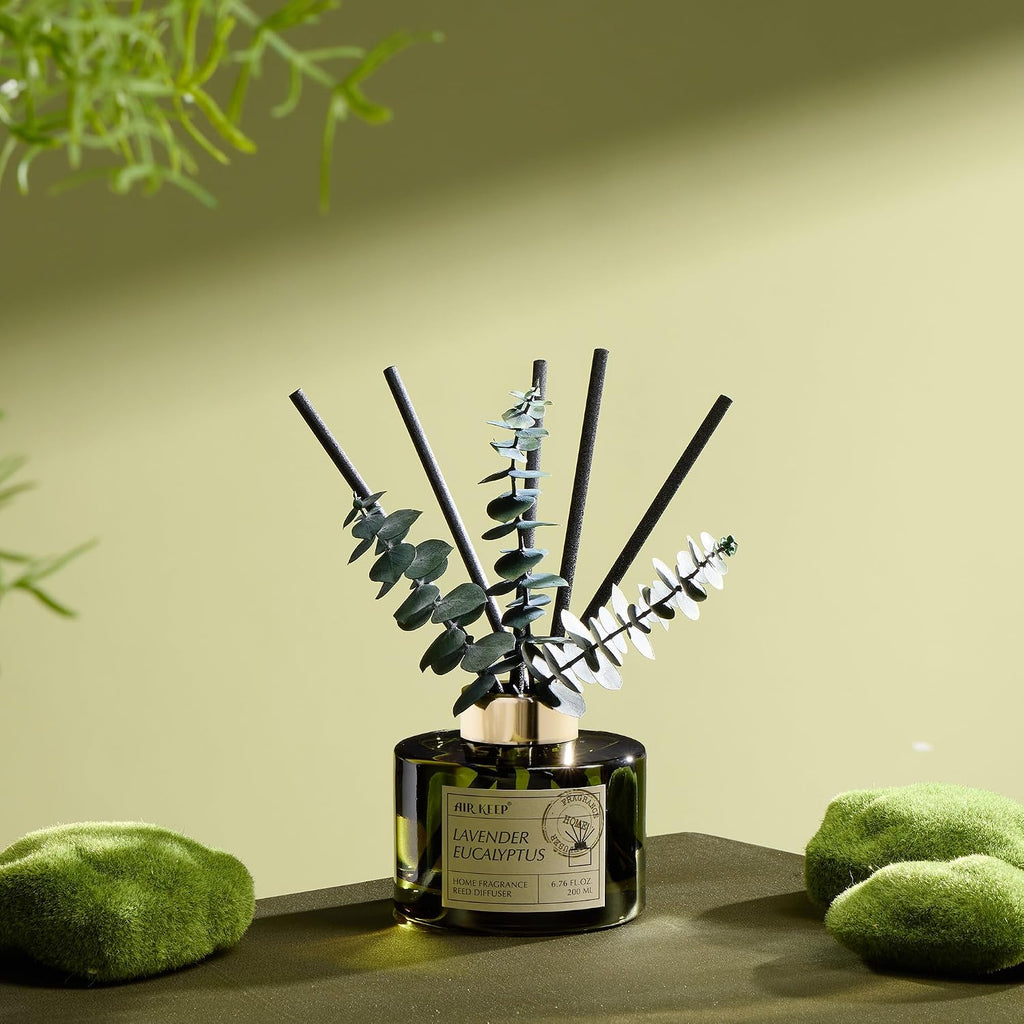 Reed Diffuser Set with 6.76 fl oz Lavender Eucalyptus Scent Essential Oils and 3 Leaves & 8 Diffuser Sticks,Bathroom