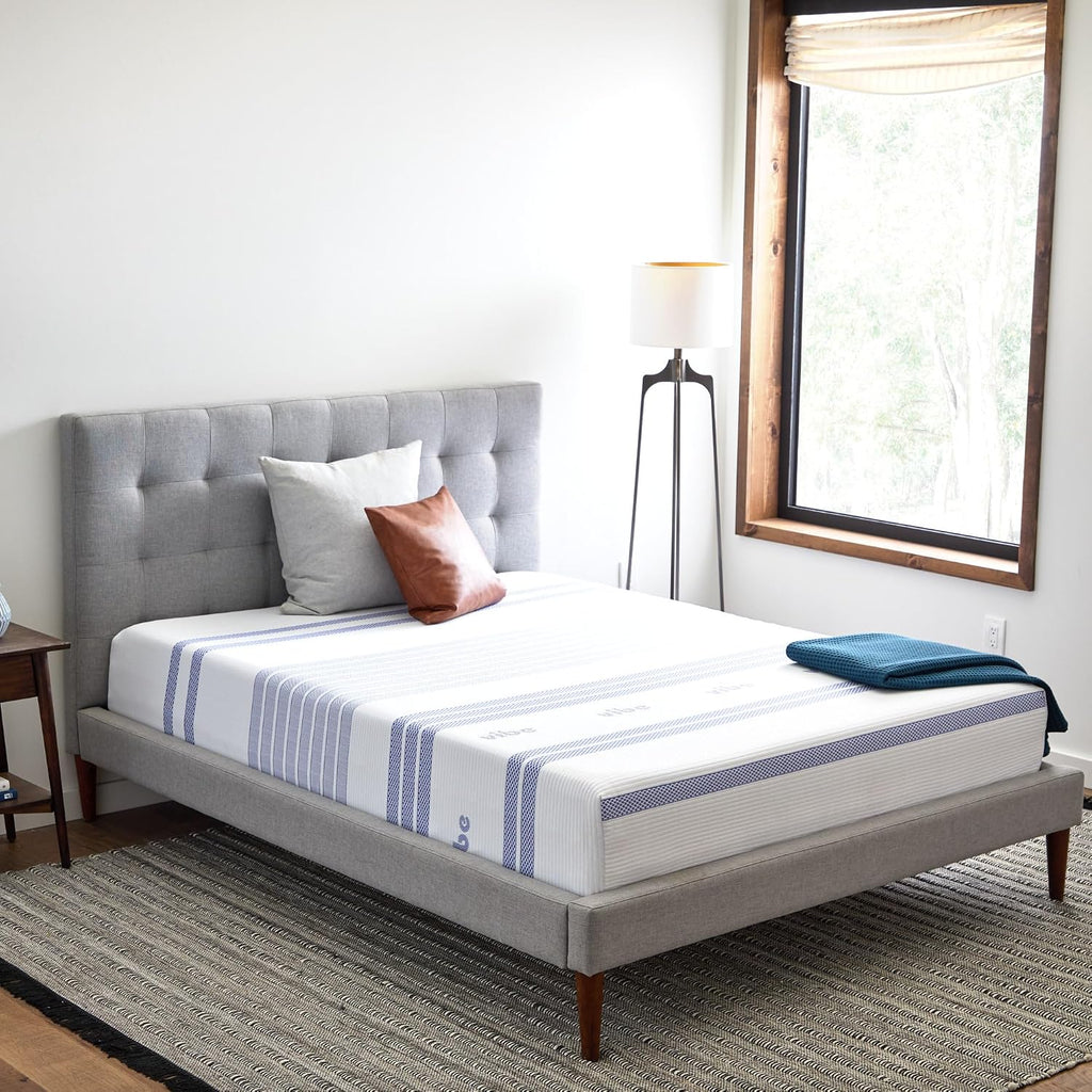 Gel Memory Foam Mattress, 12-Inch CertiPUR-US Certified Bed-in-a-Box, Queen, White