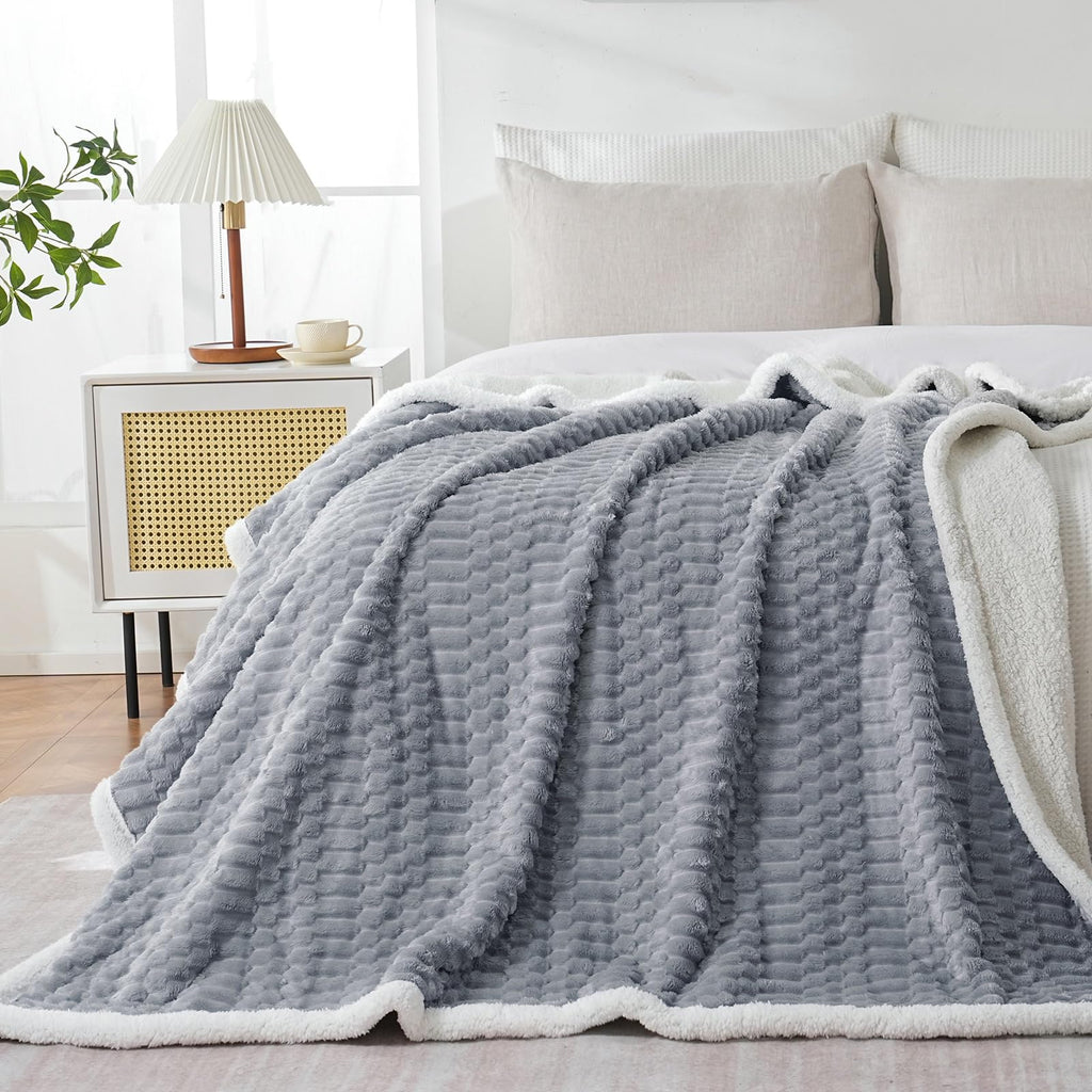 Sherpa Throw Blanket for Couch Flannel Cozy Soft Thick Blanket Warm Twin Blanket for Bed Fleece Home Decor Gifts, Z01