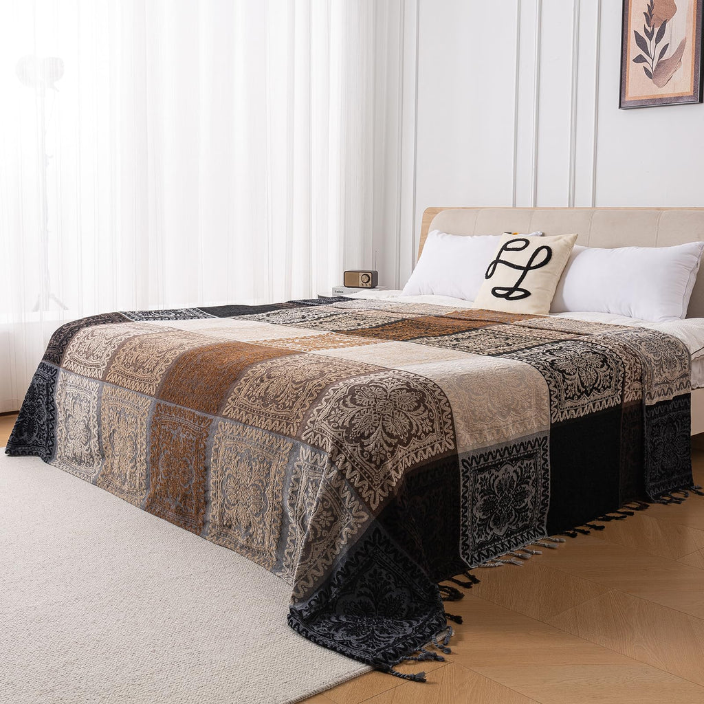 Boho Throw Blanket, Chenille Jacquard Tassels Throw Blankets for Bed Couch Soft Chair, Bohemian Fringe Tassels