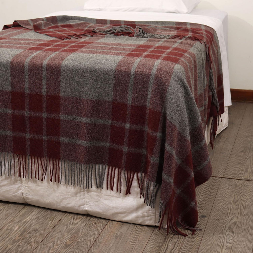 Superfine Alpaca Wool Throw Blanket - Lightweight Alpaca Throw Blankets | Soft Peruvian Alpaca Blanket Wool Blanket