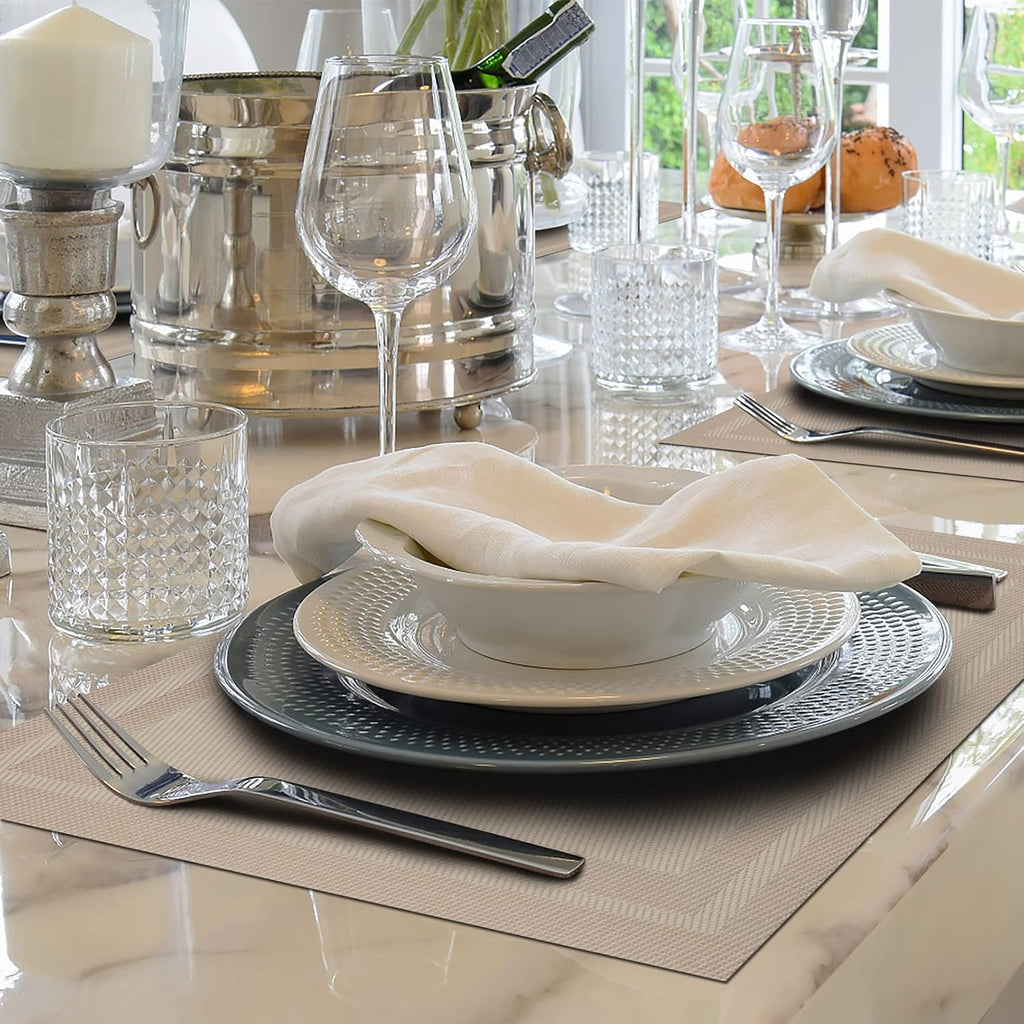 Placemats,Heat Resistant Woven Vinyl Washable PVC Place Mats,Non-Slip Stain Resistant Indoor/Outdoor Table - Set of 4