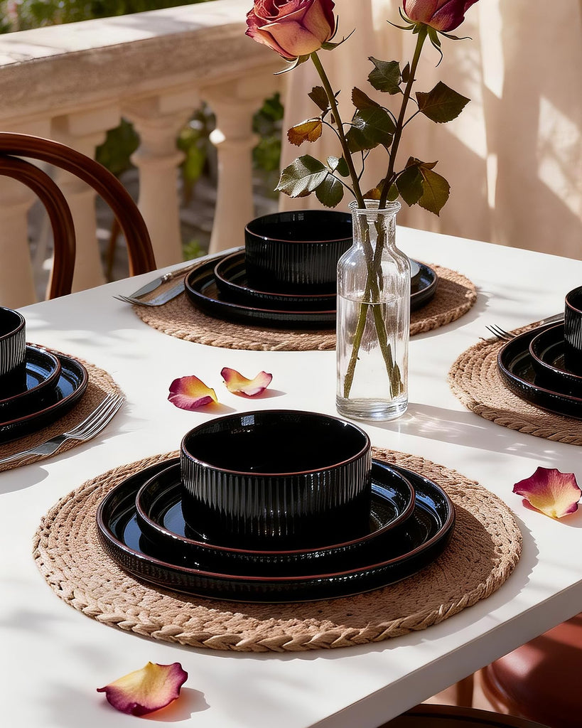 Line Porcelain Dinnerware Set, dish set for 4, Black
