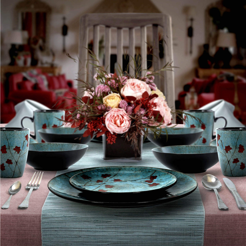 Floral Accents 16 Piece Dinnerware Set in Blue