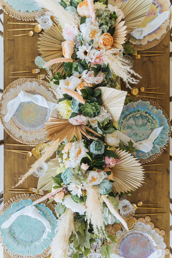 Coral Reef Plastic Charger Plate | Service Plate for Parties, Dinner, Weddings, Quinceaneras and Events | 13 inch