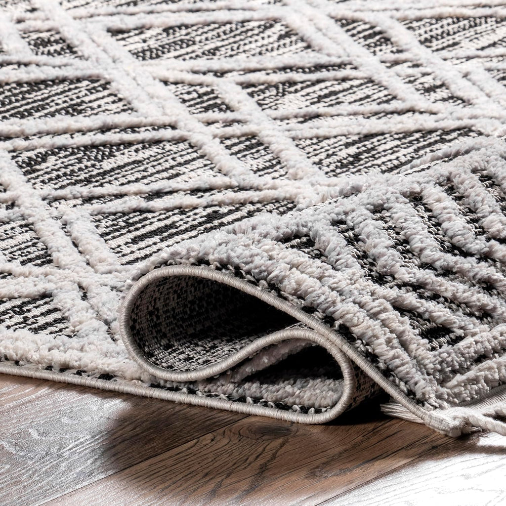 Ansley Moroccan Lattice Tassel Area Rug - 7x9 Area Rug Modern/Contemporary Grey/Off-White Rugs Bedroom Dining Room