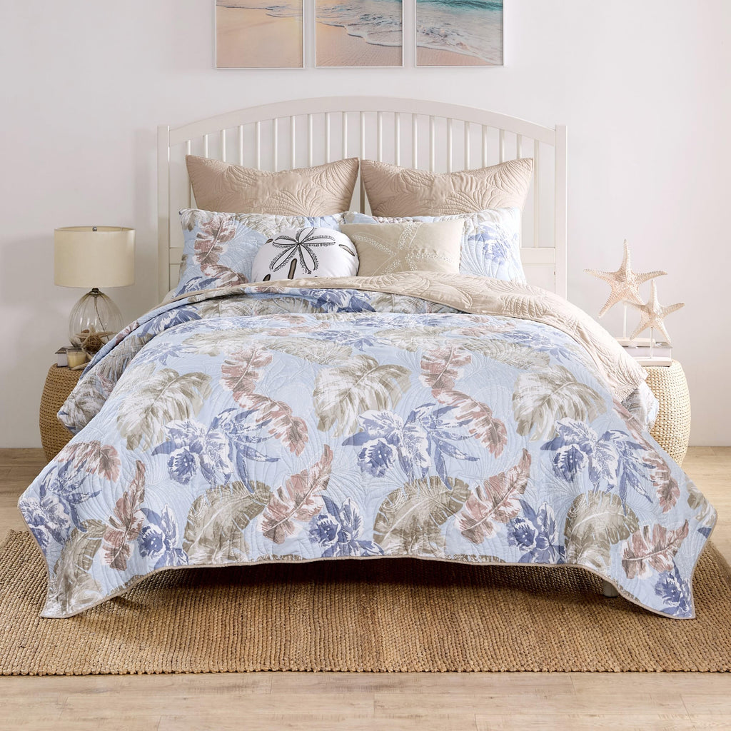 Home Tropics Palm Leaves Coastal Cotton Blend Quilt Set, 2-Piece /XL, Mist