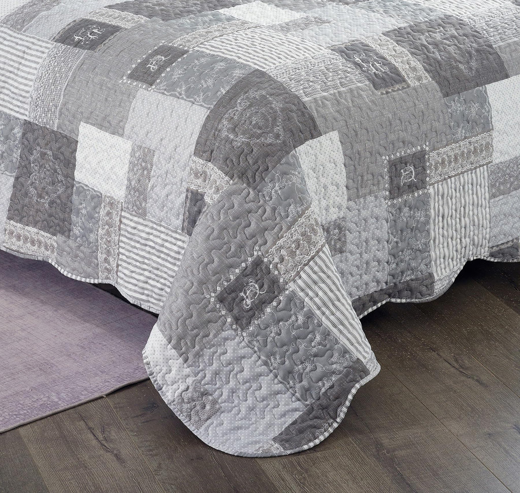Grey Heart Love & Lace Floral Patchwork Quilt Set