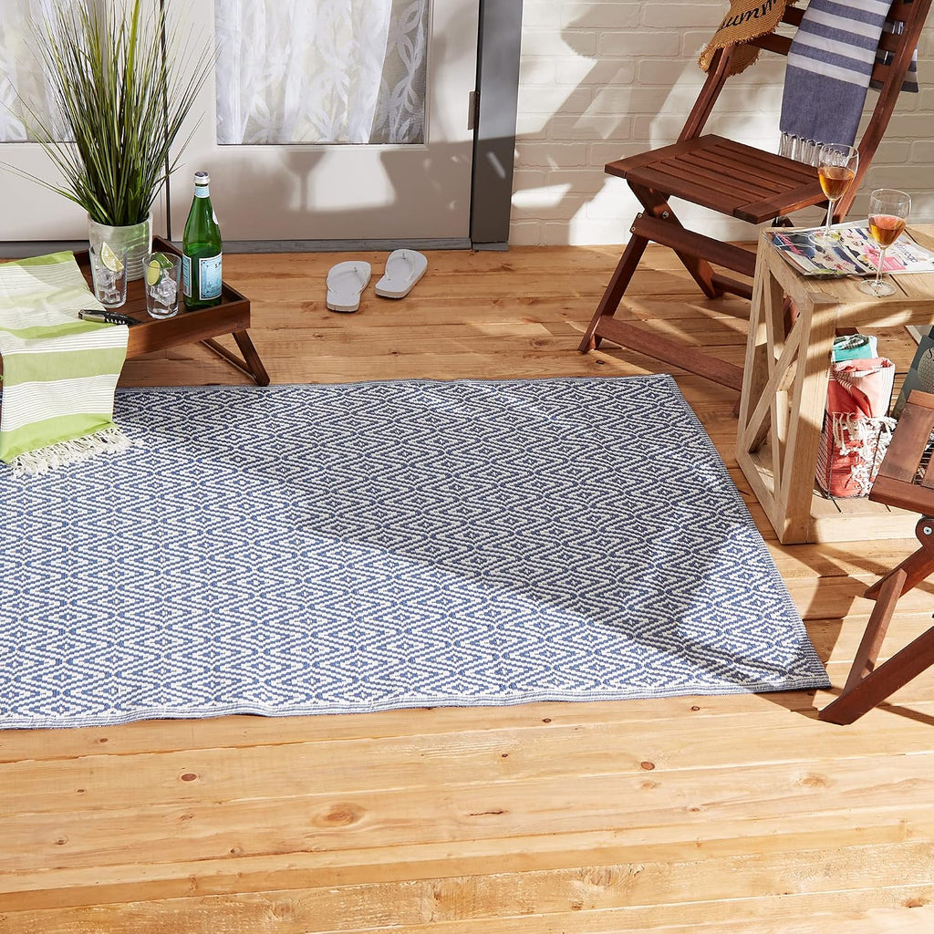 Reversible Indoor/Outdoor Diamond Woven Rug, 4x6', French Blue