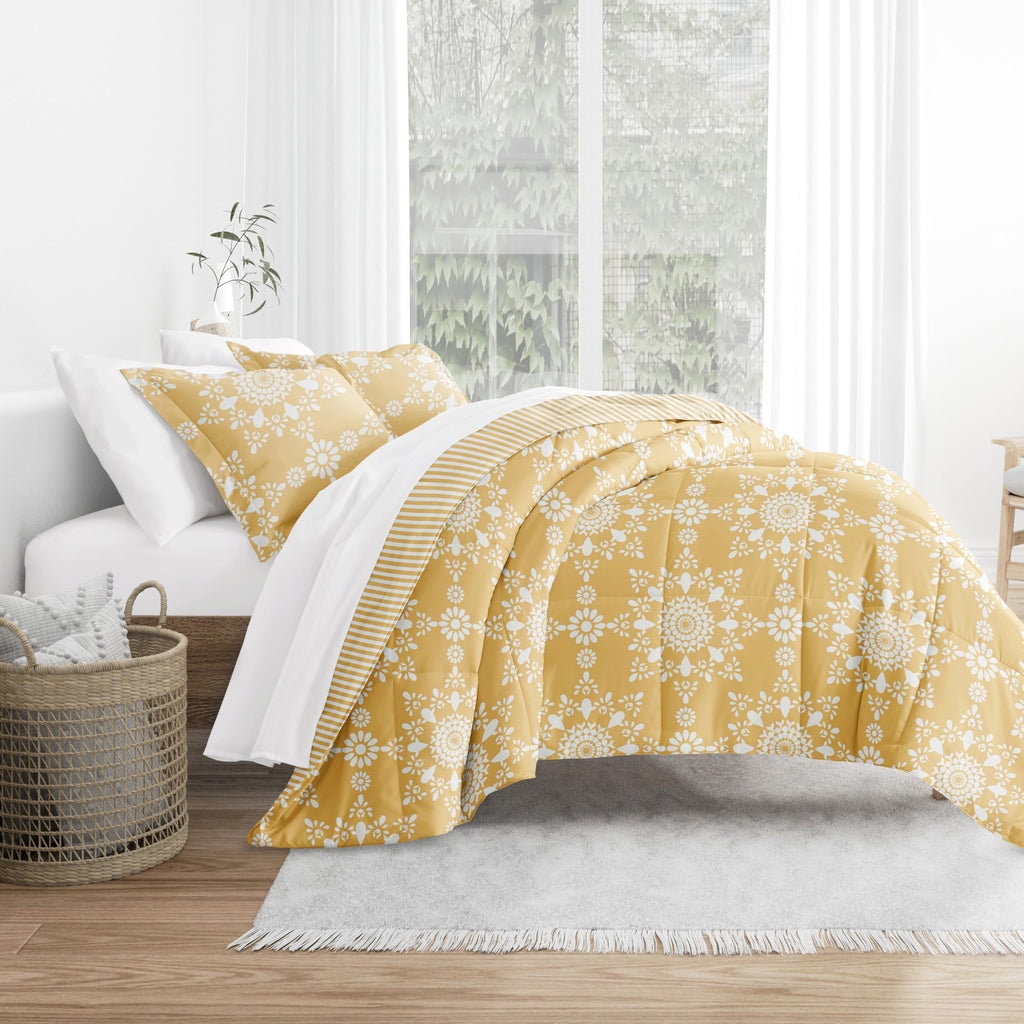 Comforter Set Patterned Microfiber All Season Down-Alternative Ultra Soft Bedding in Daisy Medallion - Full/Queen
