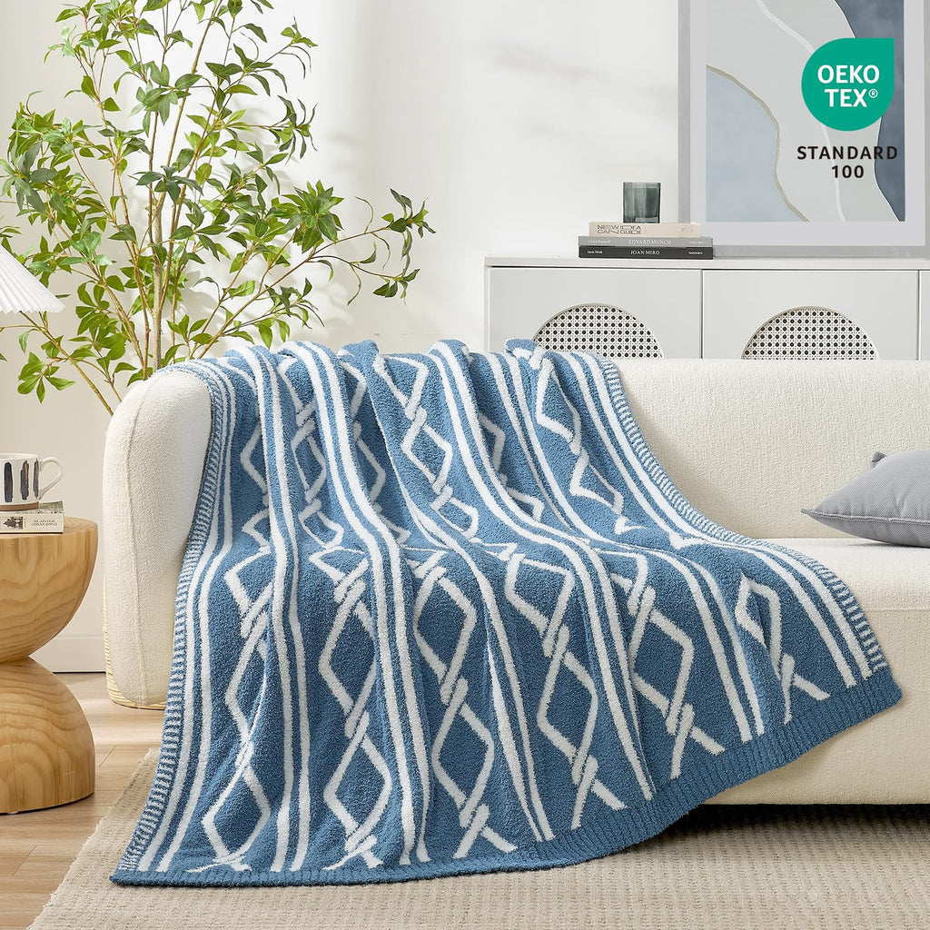 Ultra Soft Boho Throw Blanket for Couch Bed Sofa 50x60 inches, Reversible Geometric Blanket with Diamonds Microfiber
