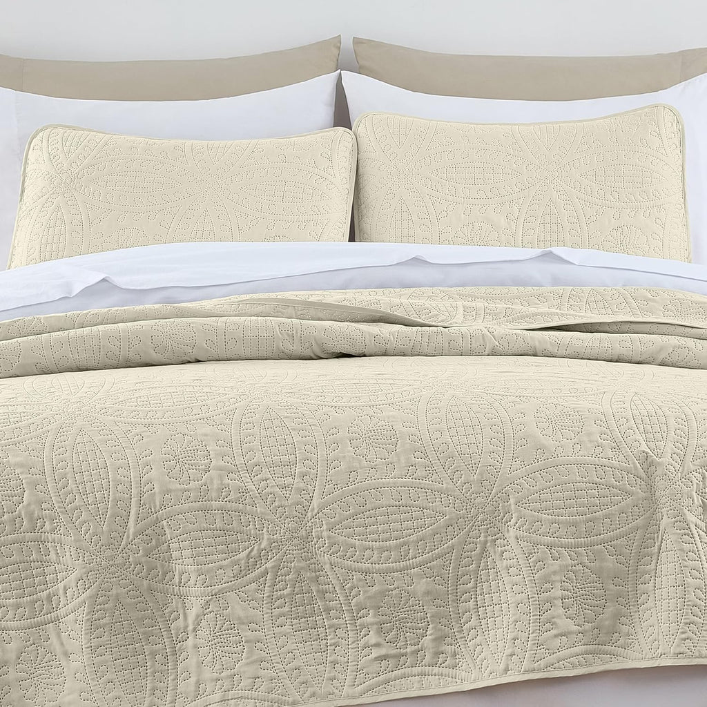 3-piece Oversized Bedspread Coverlet Set (, Ivory)