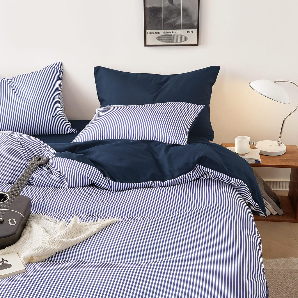 Striped Comforter Set, Ticking Stripe Vertical Pinstripe Neutral Farmhouse Pattern Printed, Soft Lightweight Bedding