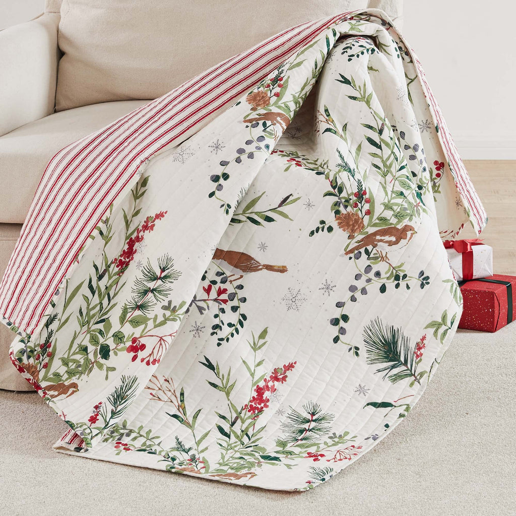Winterberry Forest - Throw - Green, Red, Grey and Cream - Quilted Throw (50x60in.) - Cotton/Polyester
