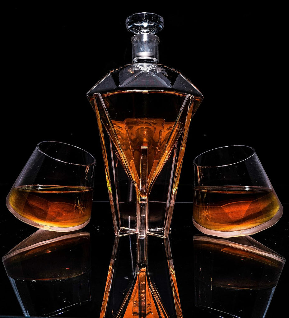 Diamond Whiskey Decanter l With 2 Diamond Glasses Decanter Set, Diamond Wine Glass Holding Base With 2 Diamond - Set of 3