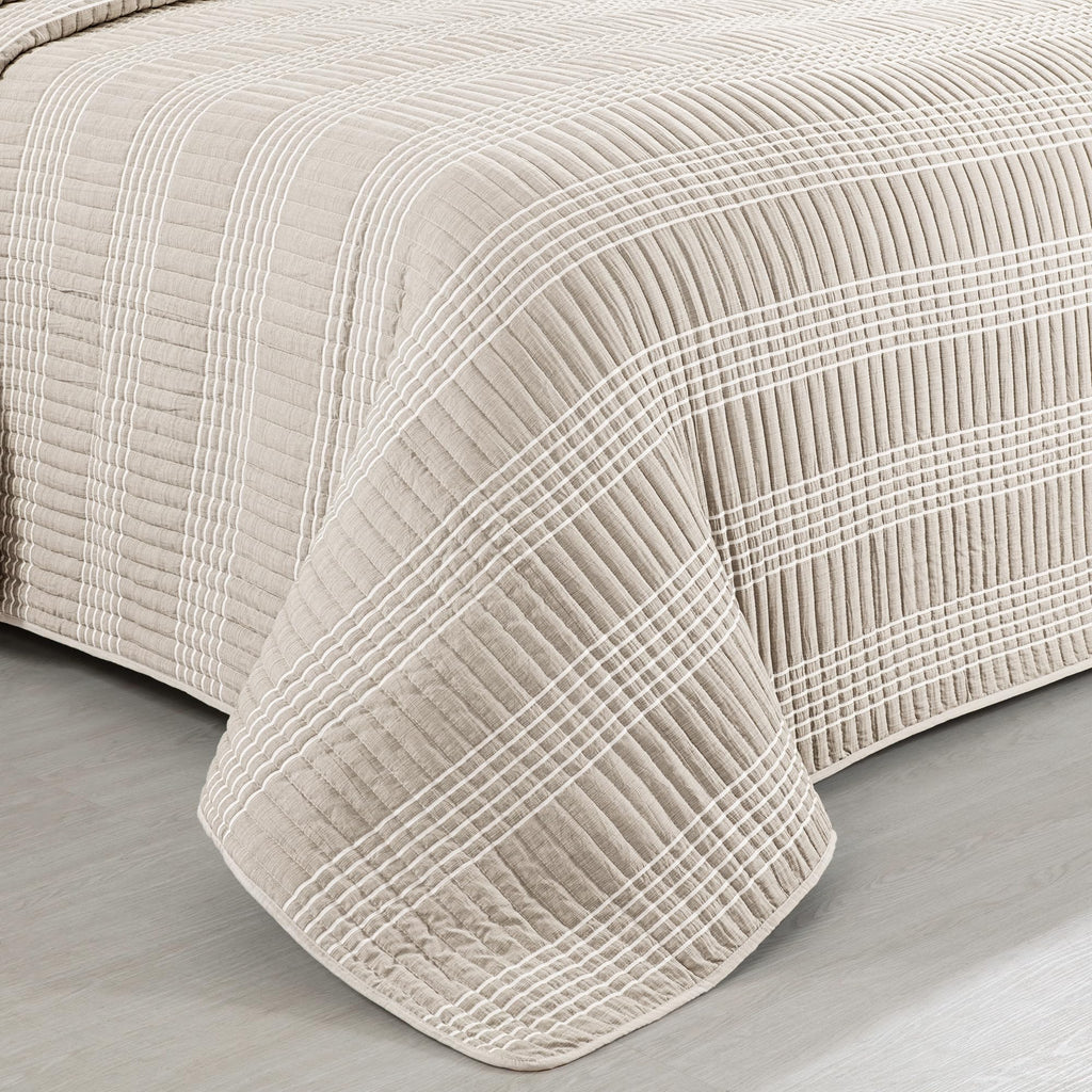 132x120 Seersucker Patchwork Quilt Set, Lightweight Plaid Bedspread Coverlet Set, All Season Bohemian