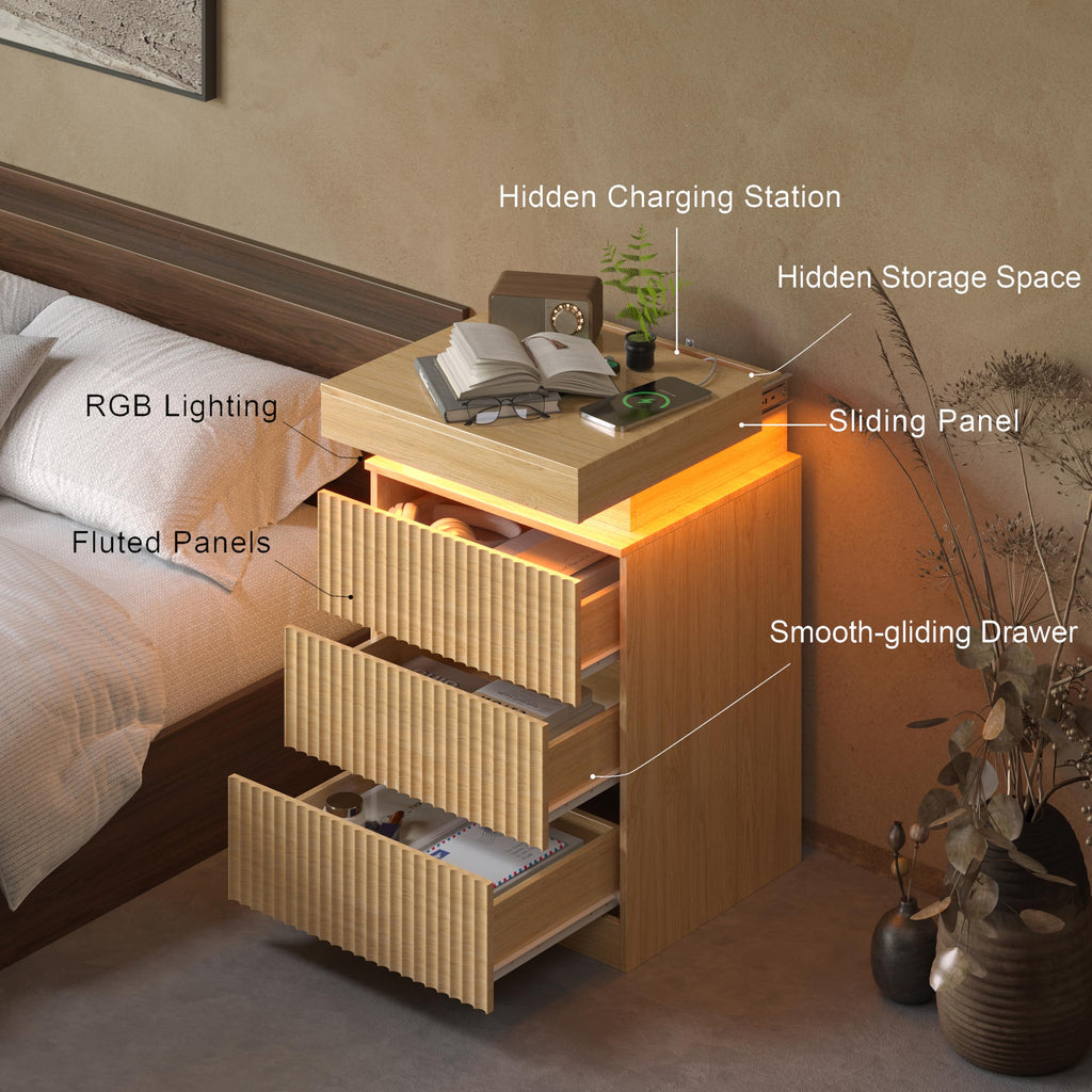 Fluted 3 Drawer Dresser with Charging Station, Oak
