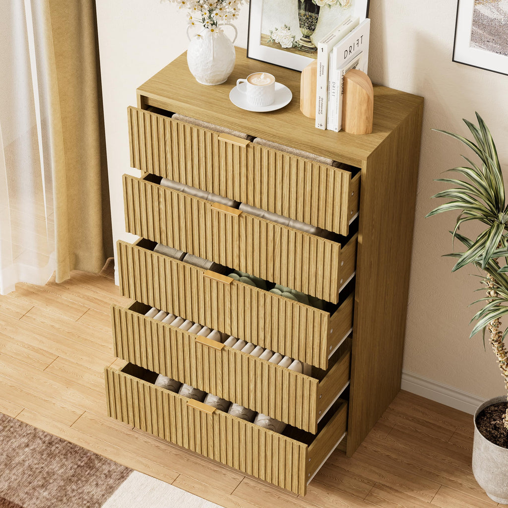 47.2" Tall Fluted Dresser with 5 Drawers, Natural Oak