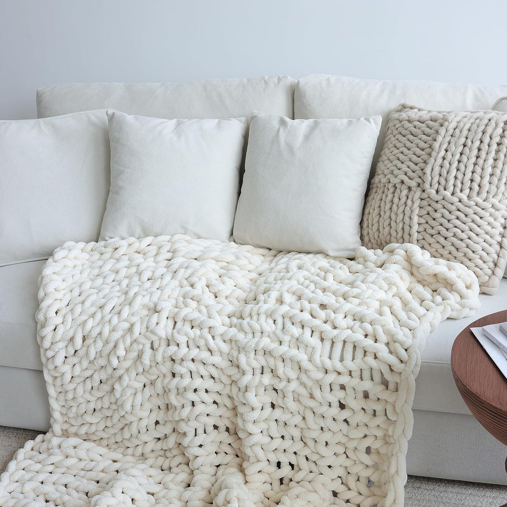 Chenille Chunky Knit Blanket Throw （40×50 Inch）, Handmade Warm & Cozy Blanket Couch, Bed, Home Decor, Soft Breathable