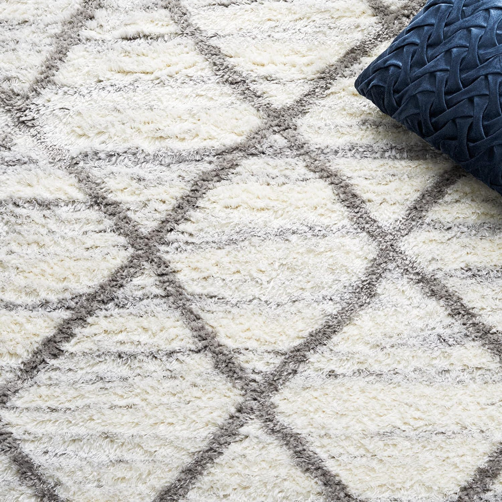 Tahoe Shag Collection Area Rug, White & Grey, Moroccan Boho Design, Non-Shedding & Easy Care, 1.2-inch