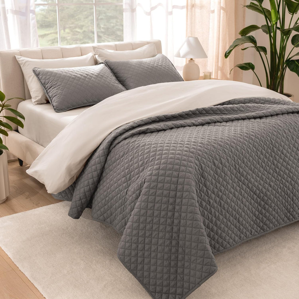 Coverlet Set - King - Lightweight Bed Decor - Comforter Alternative - All-Season Quilted Bedspread (King, Grey)