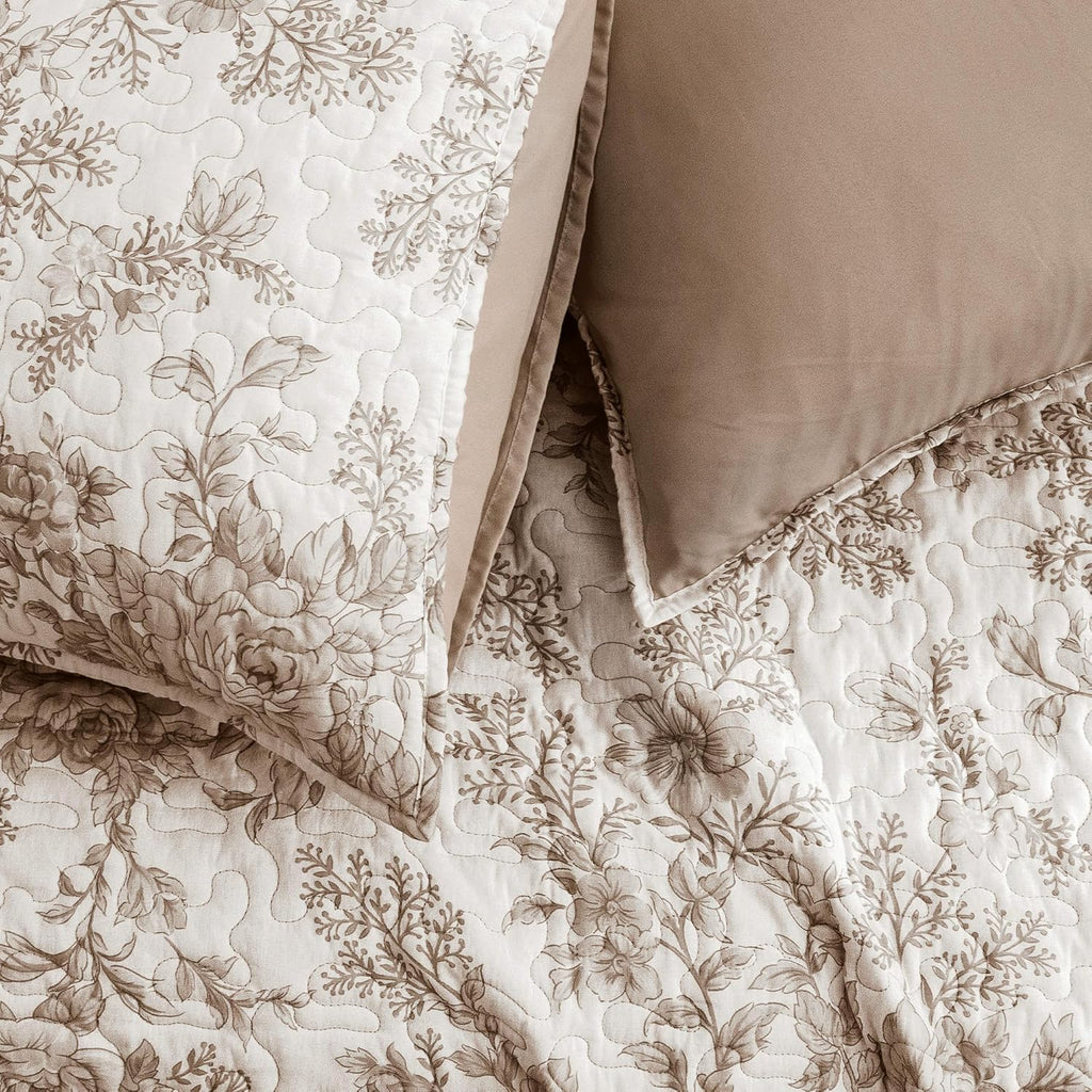 Taupe Floral Quilt, Summer Cooling 3 Piece Cotton Vintage Farmhouse Bedding Set, Machine Washable Lightweight