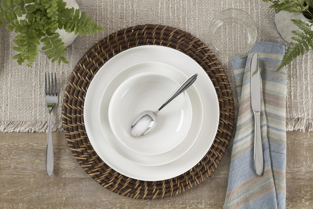 24 Seven White Porcelain 18-Piece Dinnerware Set for 6