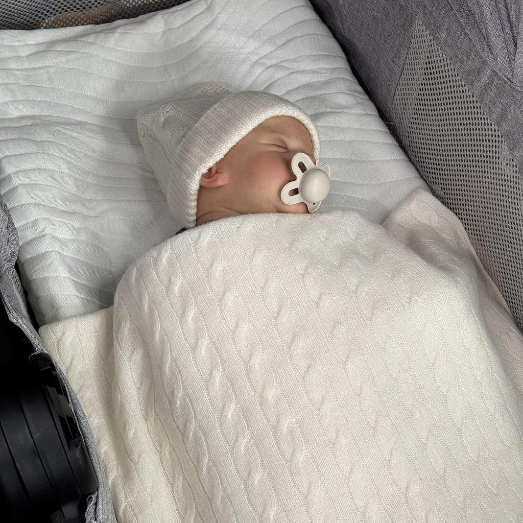 100% Cashmere Baby Blanket Gift Set Cable Knit 0-6 Months Cream