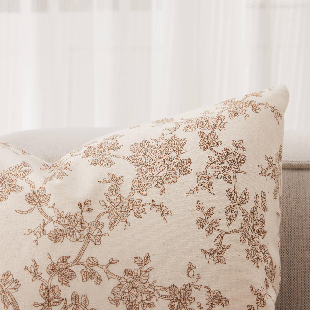 2 Pack French Floral Throw Pillow Covers 16x16in, Brown/Cream