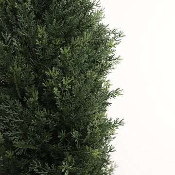 Artificial Topiary Cedar Tree Outdoor Uv Resistant, 5.5 Ft Faux Cypress Toparies Trees 67 Inch Fake Plant2 Pack: with