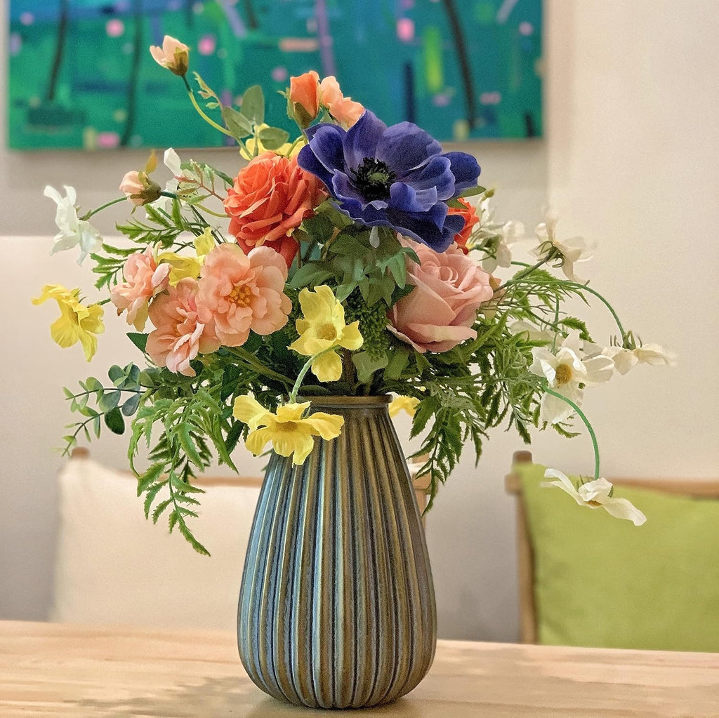 Artificial Faux Flowers in Vase, Silk Flower Arrangement Artificial Floral Centerpiece, Table Centerpieces Home Decor