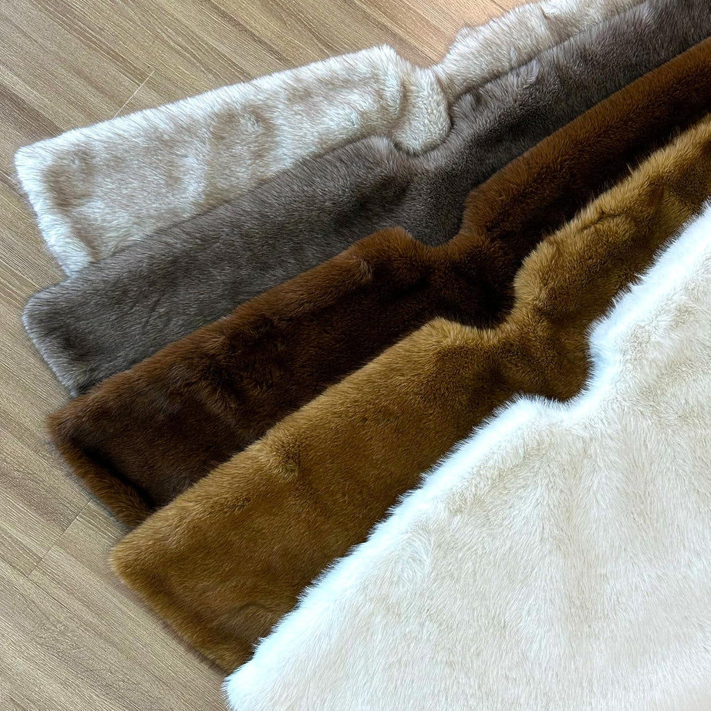 Huntsman High-Pile Faux Fur Christmas Tree Skirt with Hidden Slide Clasp Closure and Durable Microfiber Backing