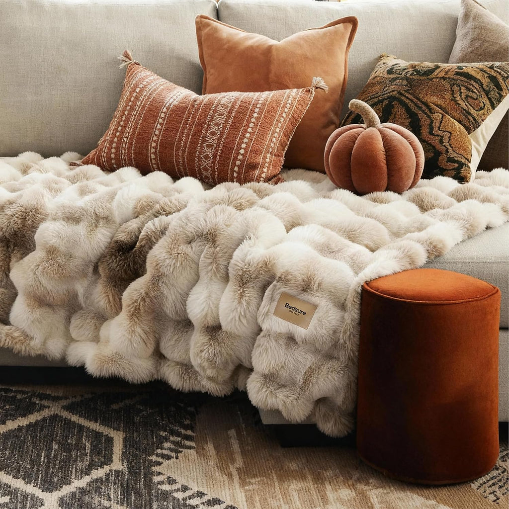 Soft Fluffy Faux Fur Throw Blanket, Fuzzy Fleece Bubble Blanket Cozy Gifts for Women Men Teen Girls, Taupe Brown
