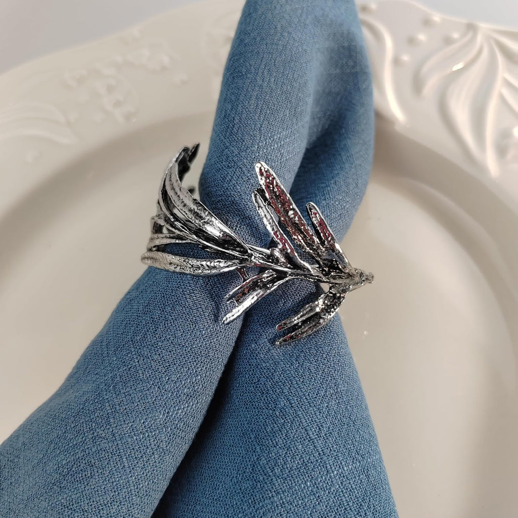 Elegant Vintage Silver Herb Napkin Rings - Glossy Leaf Napkin Holders, Metal Table Adornment for Christmas - Set of 12