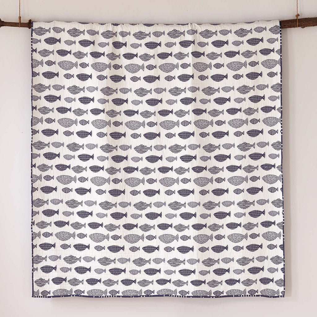 Bakio Quilt Set - Quilt + Two Standard Pillow Shams - Contemporary Coastal in Navy and White - Quilt