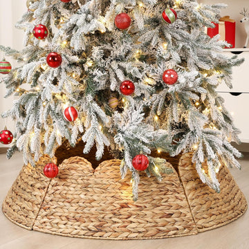 42 Inch Scalloped Tree Collar Water Hyacinth Base Rattan Straw